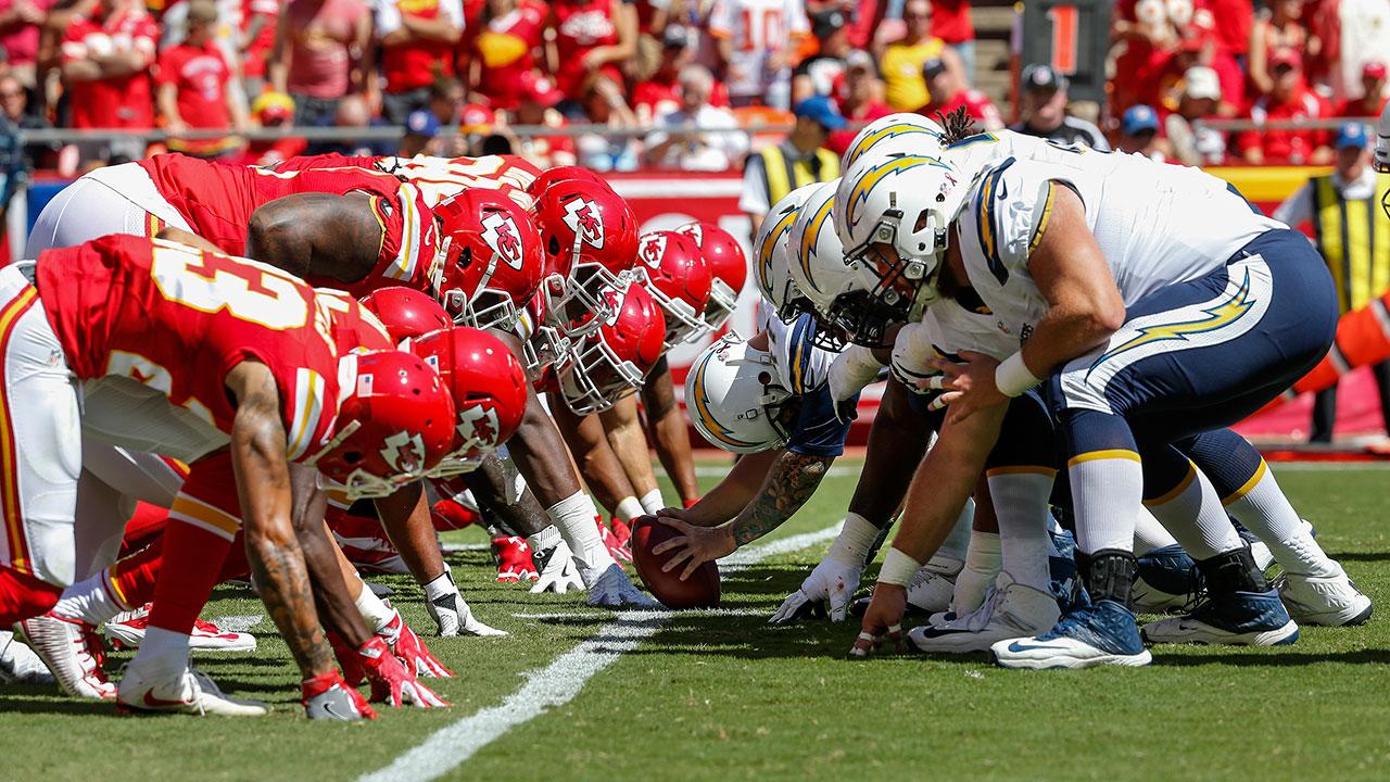 NFL: Los Angeles Chargers vs Kansas City Chiefs