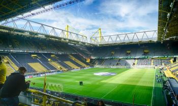 Borussia Dortmund - Augsburg odds: Fortsætter Bruun Larsen sin målstime?