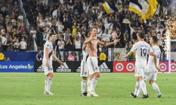 Vanvittigt karatespark: Zlatan scorer mål nr. 500 i karrieren