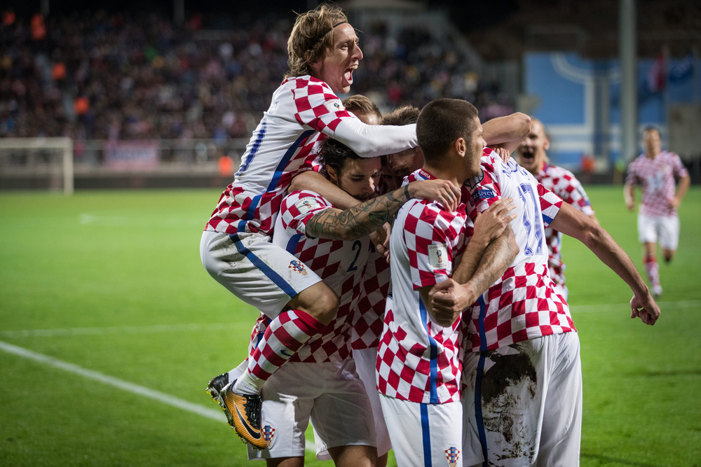 Kroatiske landsholdspillere jubler efter scoring